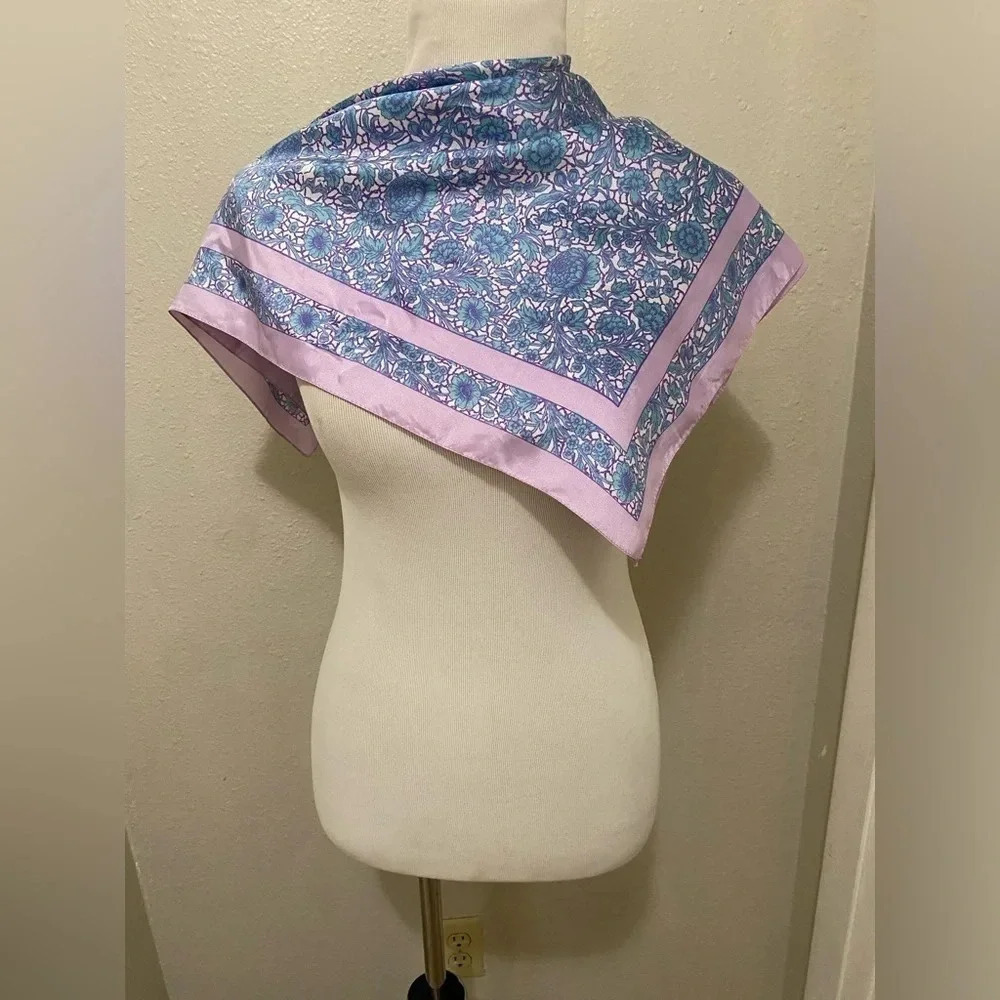 *EUC* Vintage 1950s vintage scarf, 100% Soft Acetate Waterproof made in … - Picture 6 of 7